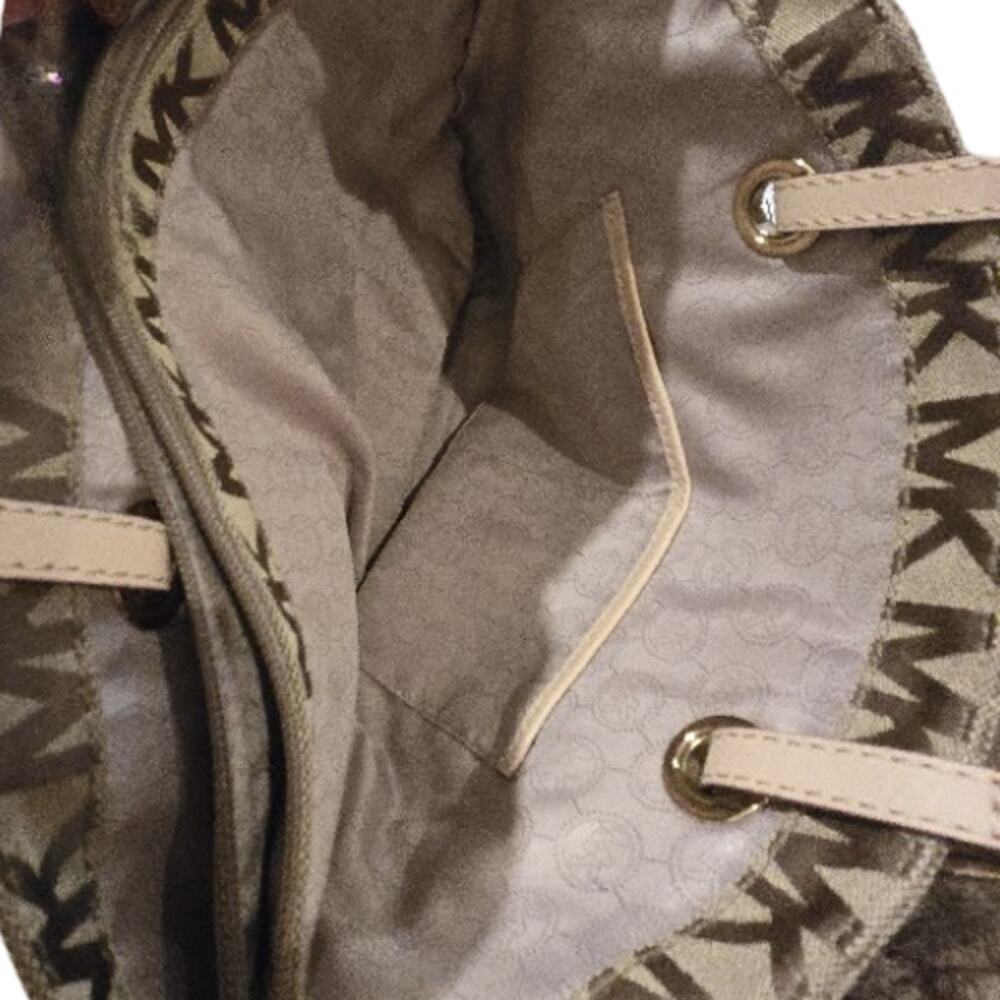 Michael Kors Signature East/West Tote in Brown & Tan – EUC - Picture 4 of 6